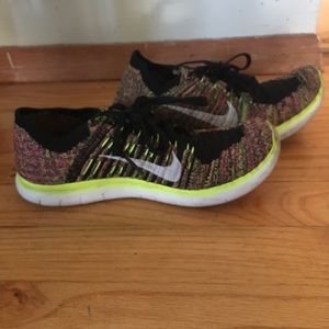 Women’s Nike Running Shoes Size 7
